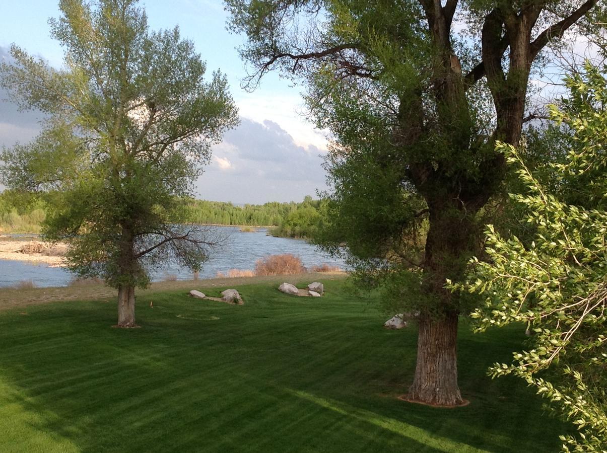 Blue Heron Inn Bed And Breakfast Рексберг Экстерьер фото
